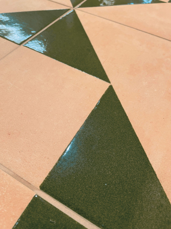 Harmony Kora White SP 22.3x22.3